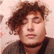 Prifesor de literatura dicta clases a niños y adolescentes